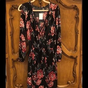 Floral dress 3/4 sleeves, slits and plunge neck